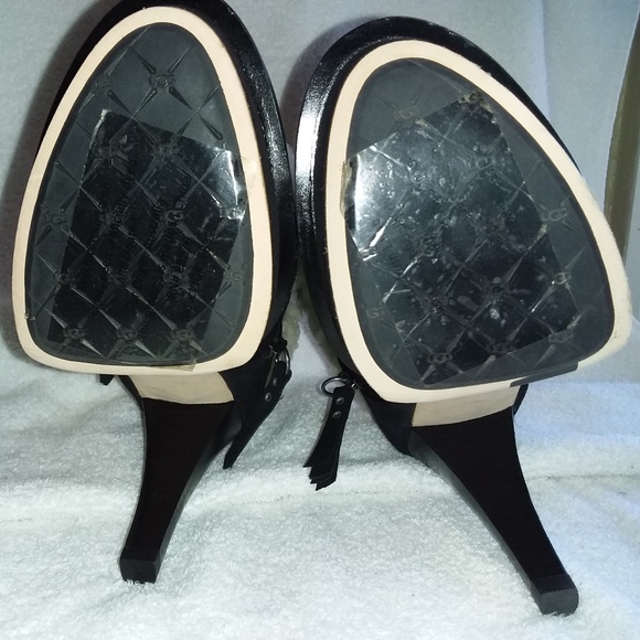 Ugg Black Plush Platform Boot order canceled last minute - Picture 7 of 8